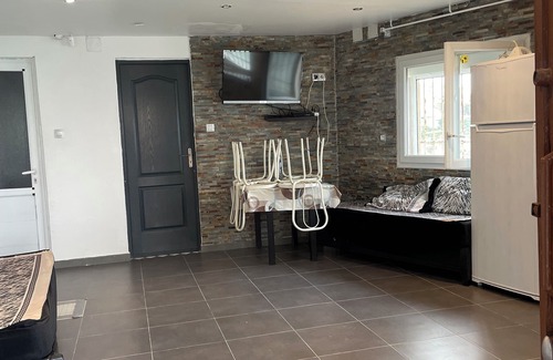 Ain El Turk Apartamento | Apartamento de lujo con vistas al mar piscina: Francia 0636791294