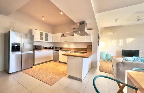 Grande Riviere Noire Apartamento | Luxury Waterfront Apartment