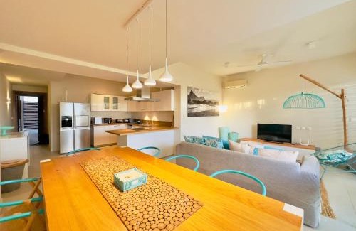 Grande Riviere Noire Apartamento | Luxury Waterfront Apartment
