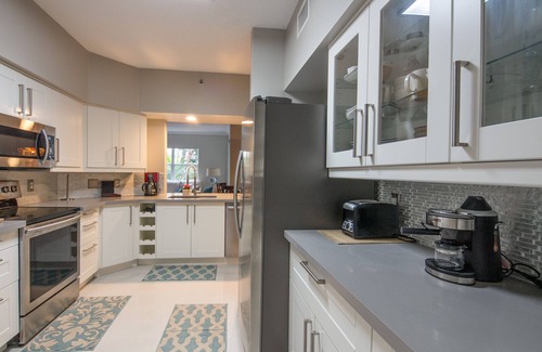 Aventura Condominio | Luxury Waterfront Condo with Resort Amenities!