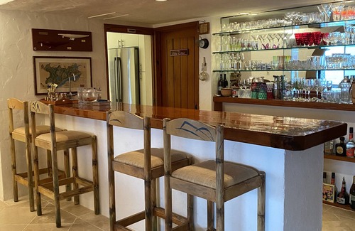 Smith's Casa | CASA DE LUJO FRENTE AL MAR EN HARRINGTON SOUND