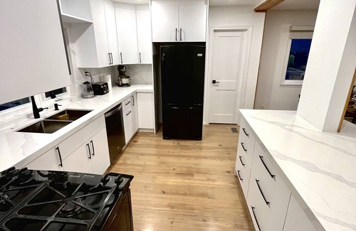 Virginia Cabaña | Luxury Waterfront/Lakefront Cottage on Lake Simcoe