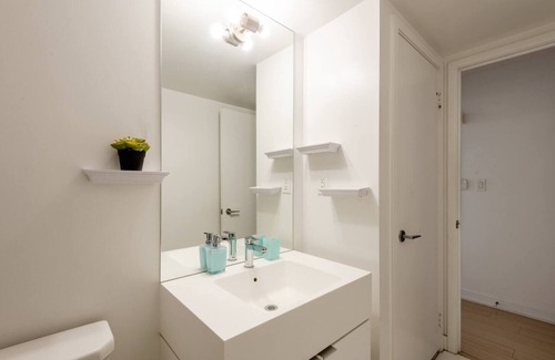 CityPlace Apartamento | Luxury WaterFront View & Free Parking