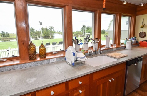 Greenbush Casa | Su propiedad privada de 5 acres junto al agua con impresionantes vistas y puestas de sol
