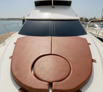 Dubai Marina Alquiler De Eote | Luxury Yacht SAFIYAH