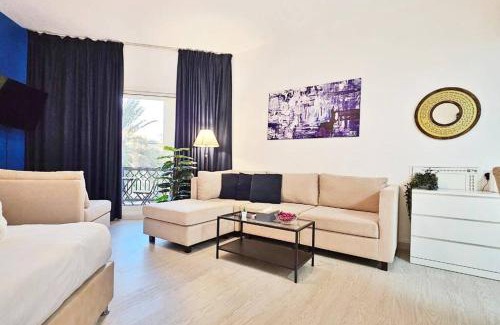 Bab Al Bahr Apartamento | Luxury Yakout Studio Apartment