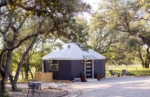 Fredericksburg Casa | Luxury Yurt Getaway in Fredericksburg