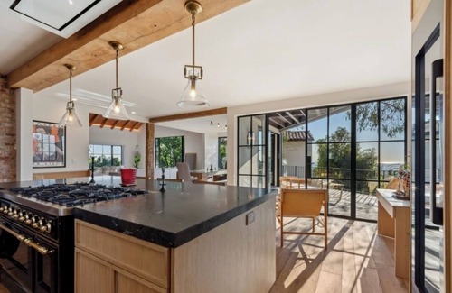 Hollywoodland Casa | Luxury Zen Oasis, Central, w Hollywood Sign View!
