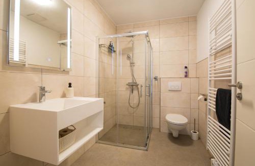 Zweibruecken Apartamento | Luxury Zweibrücken Workers Rooms 2
