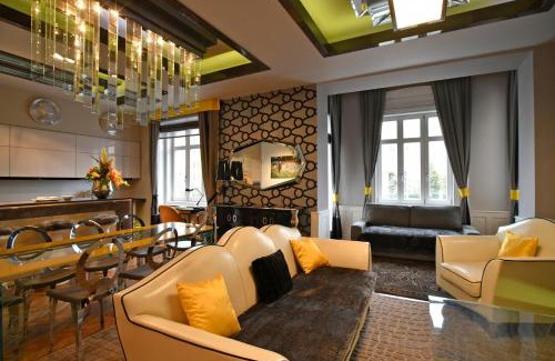 Szentimrevaros Apartamento | LuxuryFlat near centre on118 sqm, 3BR,2BTH,8bed,AC