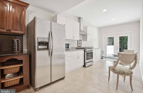 Bethesda Casa | LuxuryStay in Bethesda | Spacious & Prime Location