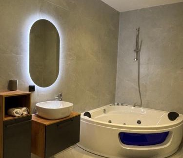 Wellingdorf Apartamento | Luxus Apartment mit Whirlpool in Kiel
