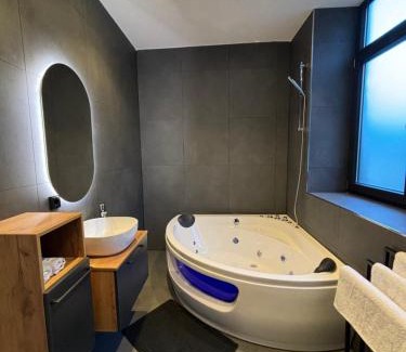 Wellingdorf Apartamento | Luxus Apartment mit Whirlpool in Kiel