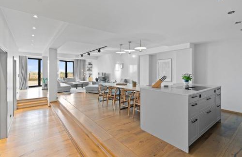Glowe Apartamento | Luxus Meerblick Strand & Sauna & Garten & Heimkino