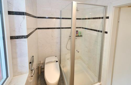 Neu-Heiligkreuz Apartamento | Luxus Studio 10 Min zur Porta Nigra inkl Parkplatz