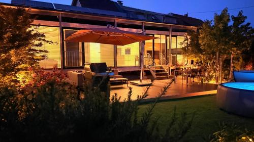 Hoechenschwand Casa | Luxus Tiny House mit 37 Grad Whirlpool