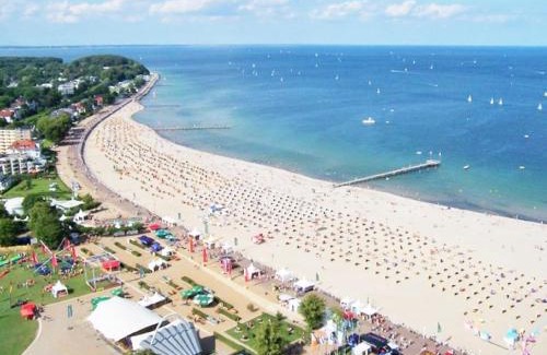 Alt-Travemunde/Ronnau Apartamento | Luxussuite 1A Meerblick, Maritim Residenz, 22er Stock, modernes Styling, am Strand