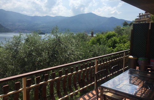 Tavernola Apartamento | ✨Luz House✨ Lake of Iseo
