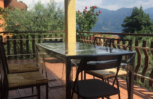 Tavernola Apartamento | ✨Luz House✨ Lake of Iseo