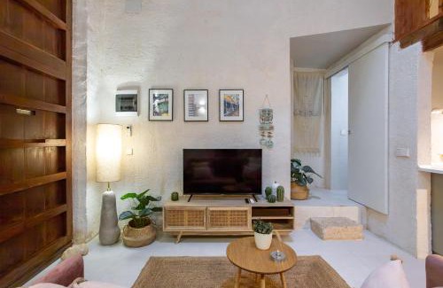 Pedreguer Casa | Luz, piedra y calma a 15 min del mar