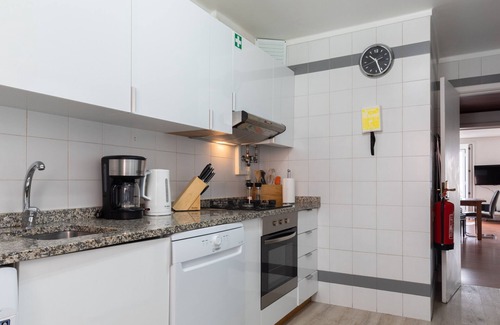 Baixa Apartamento | LV Premier Chiado CH2-balcón, centro, AC, ascensor