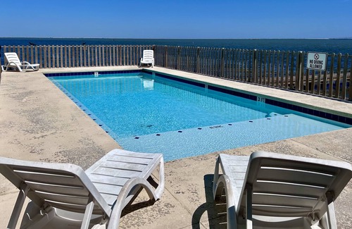 Flour Bluff Casa | Lv114 - Fin & Feather 2 Bedroom Home by Redawning