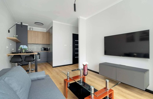 Nowe Miasto Apartamento | Lwowska 2 Modern Apartment Desk