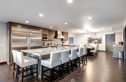 Skyland Casa | Lx 96 Tahoe lakefront Home of the Stars