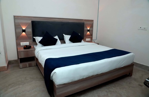 Noida Complejo | Lyf Corporate Suites - Noida Sector 19