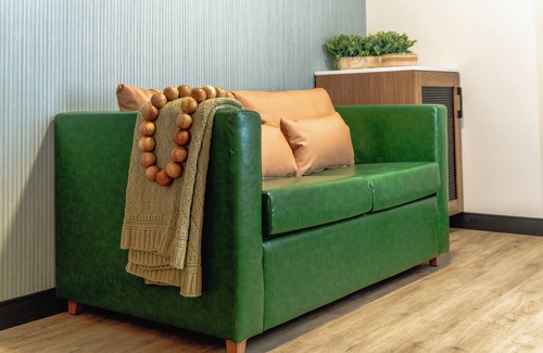 NoHo Arts District Hotel | LYFE INN & SUITES by AGA- North Hollywood Universal Studios