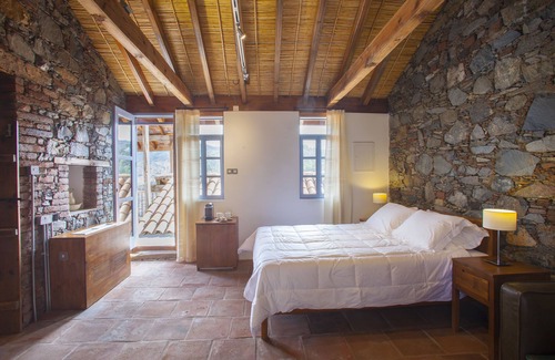 Askas Casa | Lyhnos