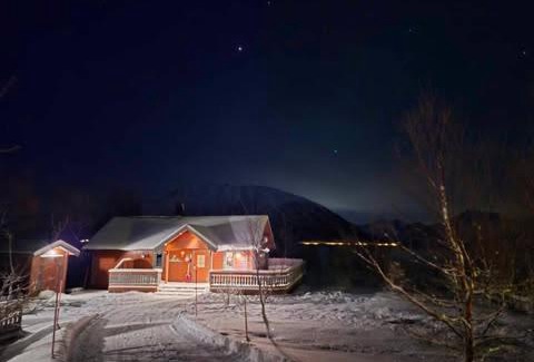 Andoy Chalet De Esquí | Lykkebo, Skjoldehamnveien 1151, Nygård, Andøy