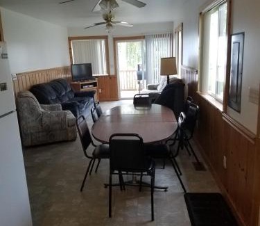 Houghton Lake Casa | Lyman's Lagoon Hideaway