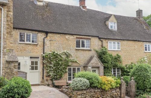 Enstone Casa | Lynton Cottage