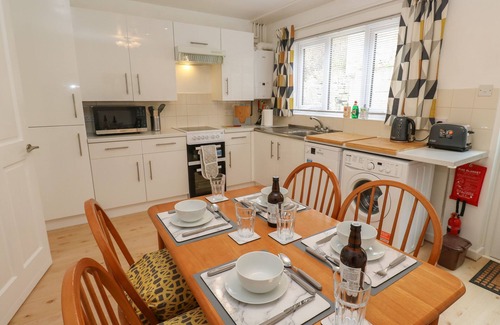 Wadsworth Casa | LYNTON HOUSE, family friendly, with a garden in Hebden Bridge