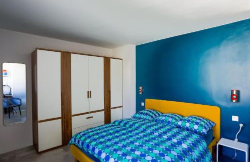 Republique - Tolstoi Apartamento | Lyon Premium - Happy 70's