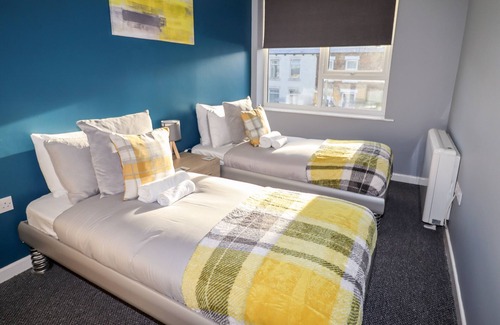 Freckleton Cabaña | LYTHAM PLACE, family friendly, country holiday cottage in Freckleton
