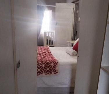 Ethekwini Casa | Lytton guest house
