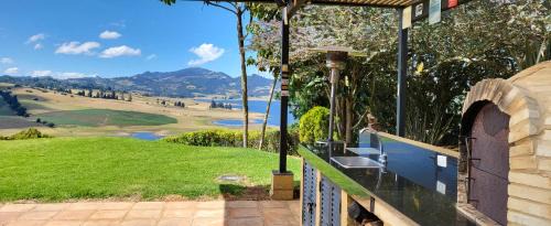 Choconta Casa | Mágica CASA FINCA represa del Sisga wi-fi, tv, BBQ