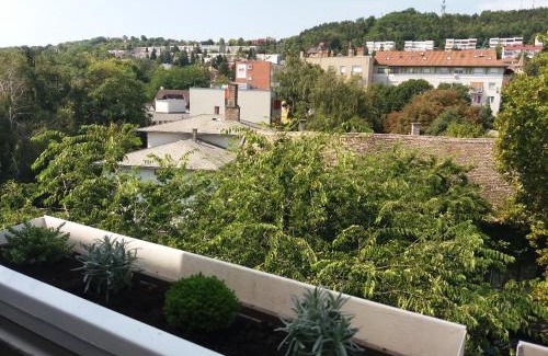 Szekszard Apartamento | Málnás Macska Apartman