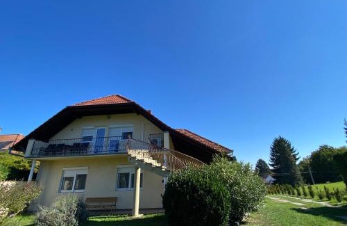 Zalakaros Apartamento | Mária Apartmanház
