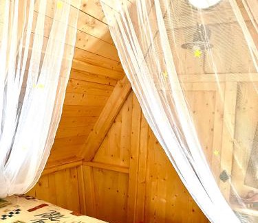 Wuthenow Casa | Märchenhütte- Campen am Wald und See