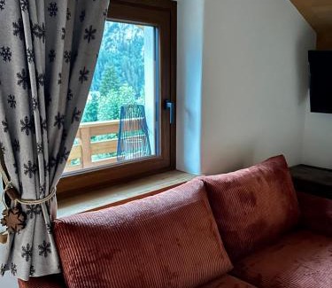 Courmayeur Apartamento | Méijòn Lo Brenlo