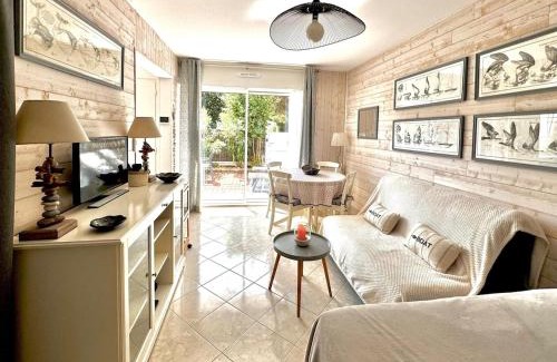 La Trinite-sur-Mer Apartamento | méridien situé proximité de la plage du men du