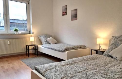 Lage Apartamento | Möbliertes 2 Zimmer Apartment mit Wifi