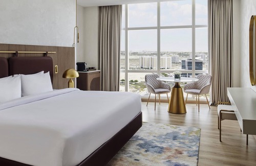 Jumeirah Village Triangle Hotel | Mövenpick Hotel Jumeirah Village Triangle