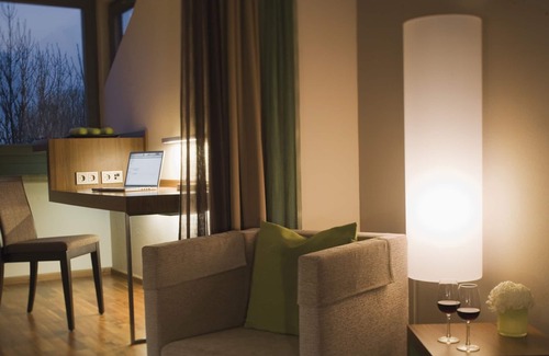 Hallbergmoos Hotel | Mövenpick Hotel München Airport