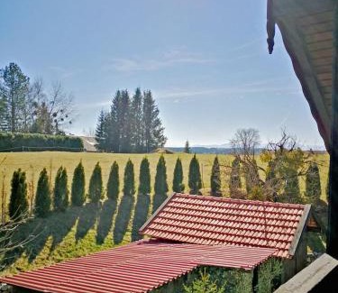 Degerndorf Apartamento | Münsing Nähe Starnberger See, schöne Ferienwohnung, Gästewohnung 125qm EG und OG KONTAKTFREI
