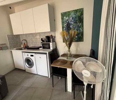 12th Arrondissement Apartamento | M 10 maison avec spa et jardin proche de la mer