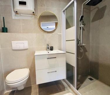 12th Arrondissement Apartamento | M 10 maison avec spa et jardin proche de la mer